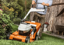 RASAERBA STIHL RMA 453 PV SENZA BATTERIA E CARICABATTERIA